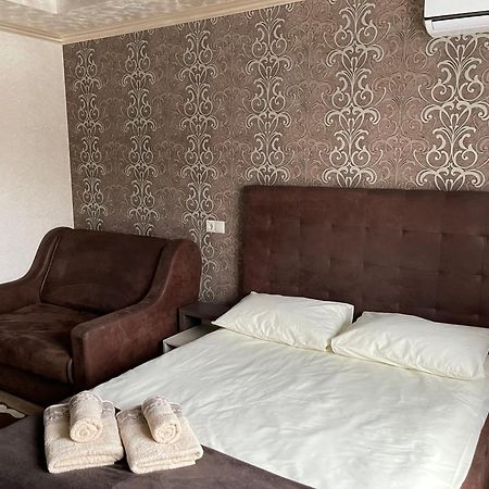Nirvana Rivne Exterior photo
